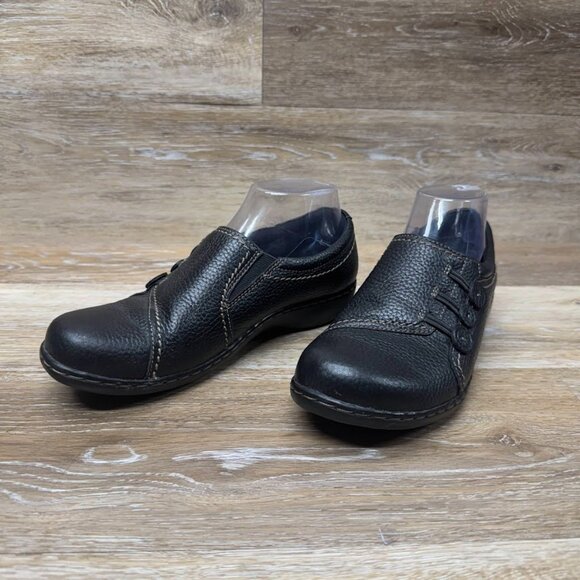 Clarks Ashland Effie Black  Pebbled Leather Slip On Loafers Women's Size 8 - Picture 1 of 7